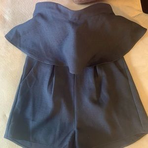 BLACK STRAPLESS ROMPER